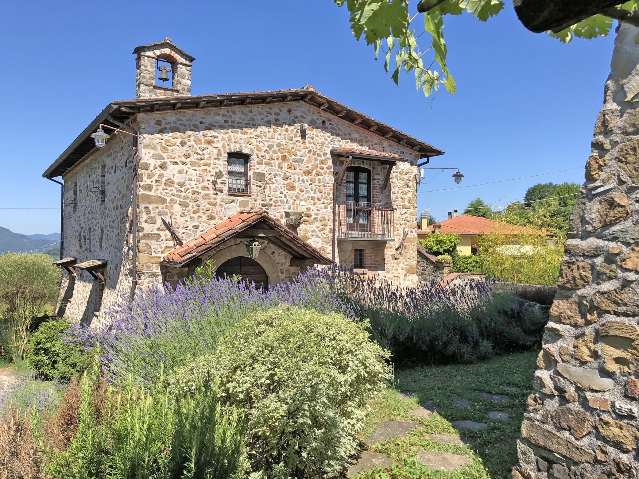 VILLA PODERE BEATRICE Villas Retreats