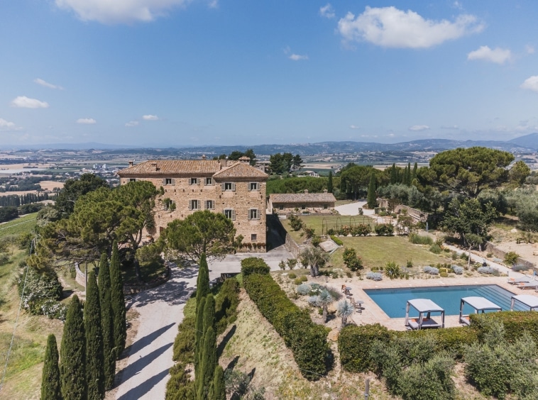 Rent Villa Felix, a restored castle near Assisi. Sleeps 12, with 6 bedrooms, 4 bathrooms, and stunning views of the Assisi Valley.