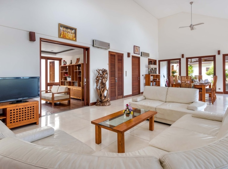 villa-gaya-asmara-ubud-bali-villas-retreats-living room tv smart